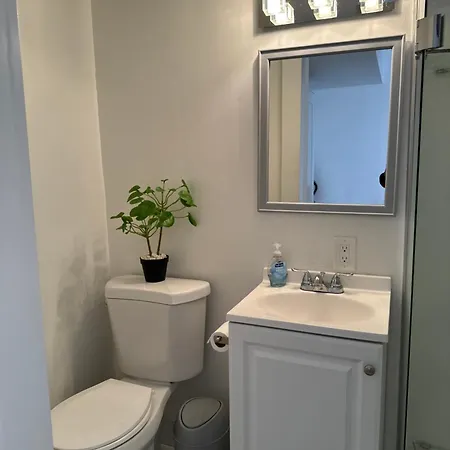 Hummingbird'S Retreat-One Bedroom-Private Bath-Private Entry Door Las Vegas Exterior photo